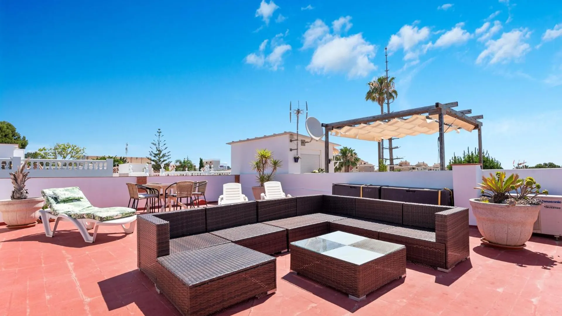Family Apartment In Benalmadena With Pool By Costarentals - Ref 218 contacts